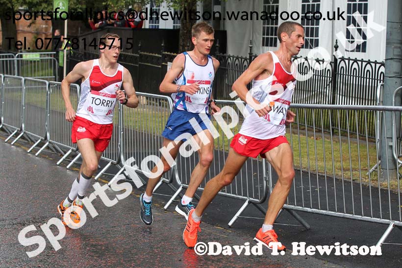 Nicholas Torry, Steven Way (both England) and Derek Hawkins Commonwealth Games Marathon, Glasgow. Photo: David T. Hewitson/Sports for All Pics